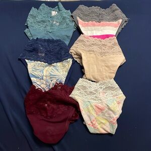 Lot of 6 VS Thongs